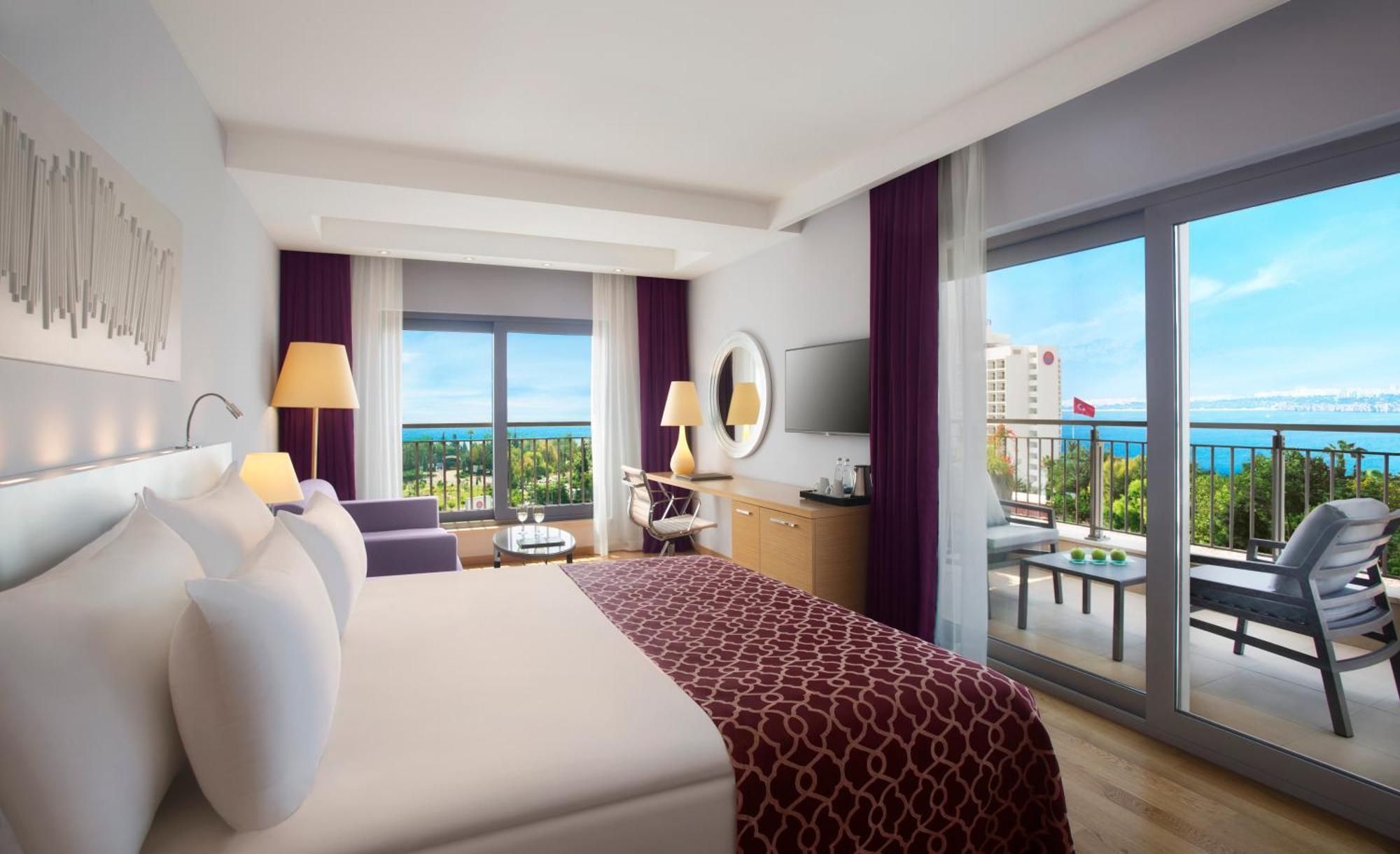 Apartament typu V Casual Suite z balkonem i widokiem na morze